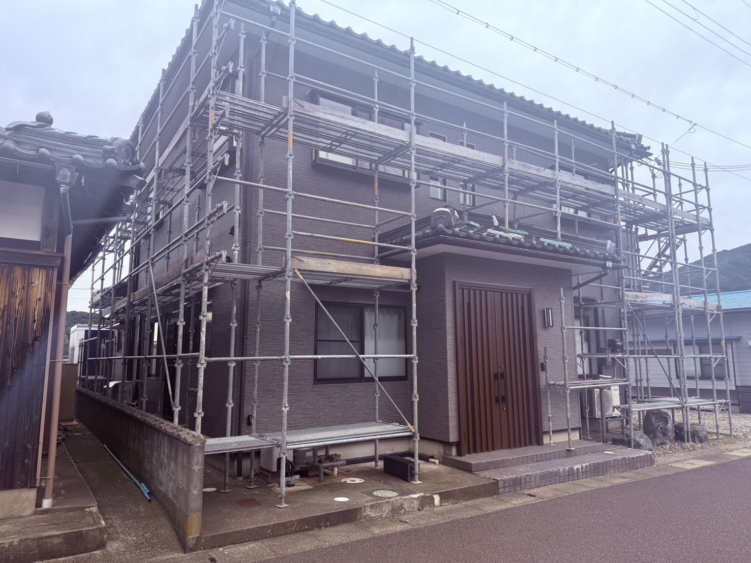 イワイの朝夕の冷え込み対策に！美浜町で和室・リビングに内窓インプラスを設置｜先進的窓リノベ2025活用の施工事例詳細写真3