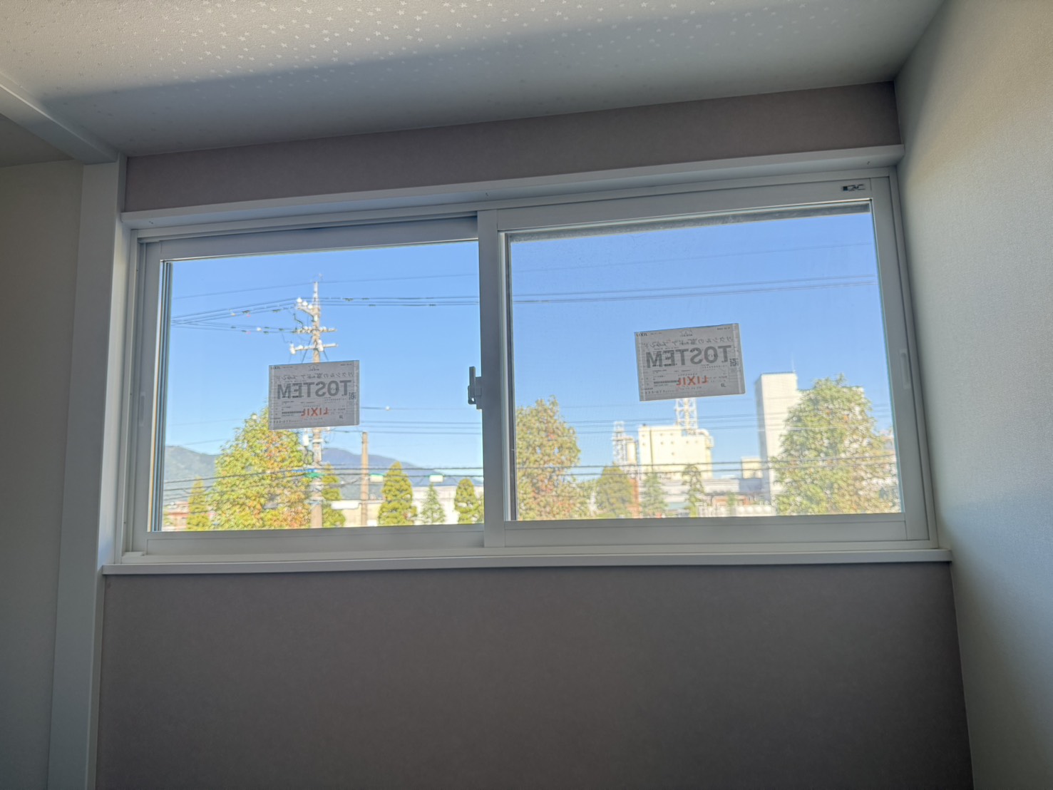 中古住宅の窓リフォームで後悔しないために|リフォームの後でも対応できる内窓で断熱も防音も見た目もアップ! イワイのブログ 写真1