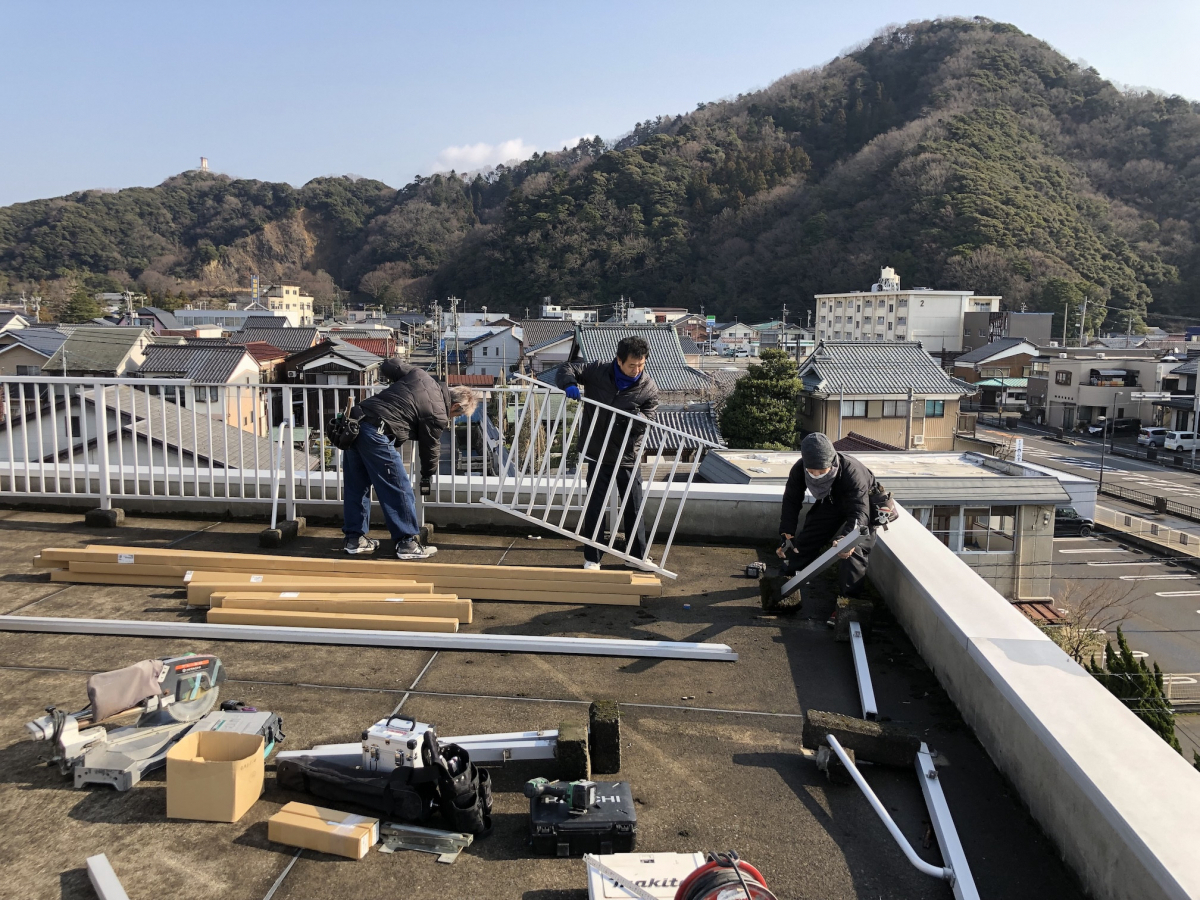 イワイの台風でぶっ飛んだベランダ手すりを取り替えましたの施工前の写真3