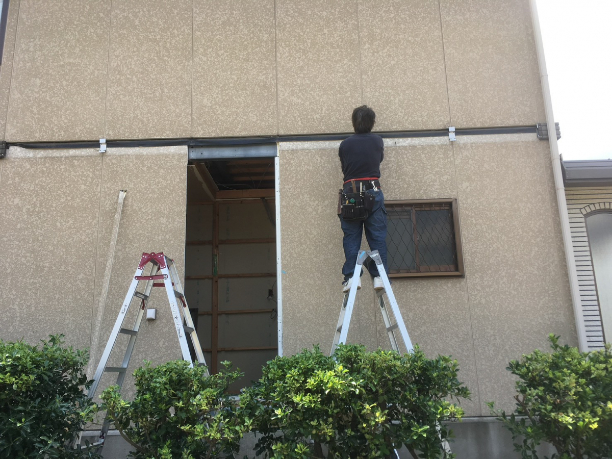 イワイの某ハウスメーカーのお風呂改修工事 ~屋外へ1m増築して叶えた快適バスルーム~の施工前の写真3