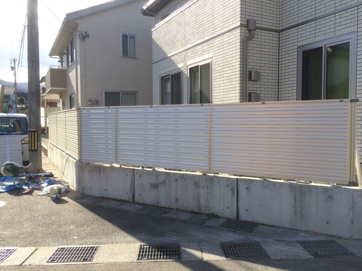 イワイのプライバシーを守るフェンス工事|視線を気にせず快適な暮らしをの施工後の写真1