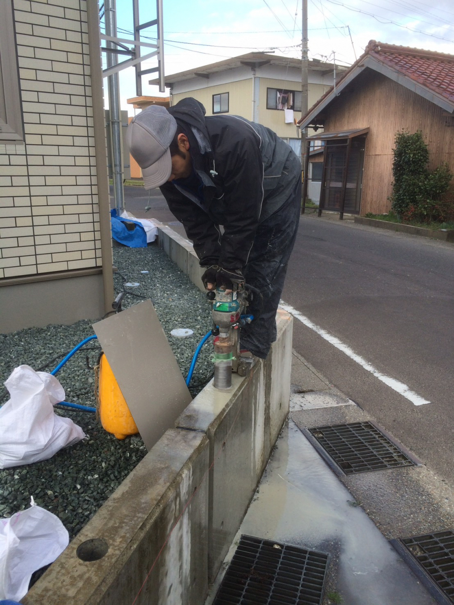 イワイのプライバシーを守るフェンス工事|視線を気にせず快適な暮らしをの施工前の写真2