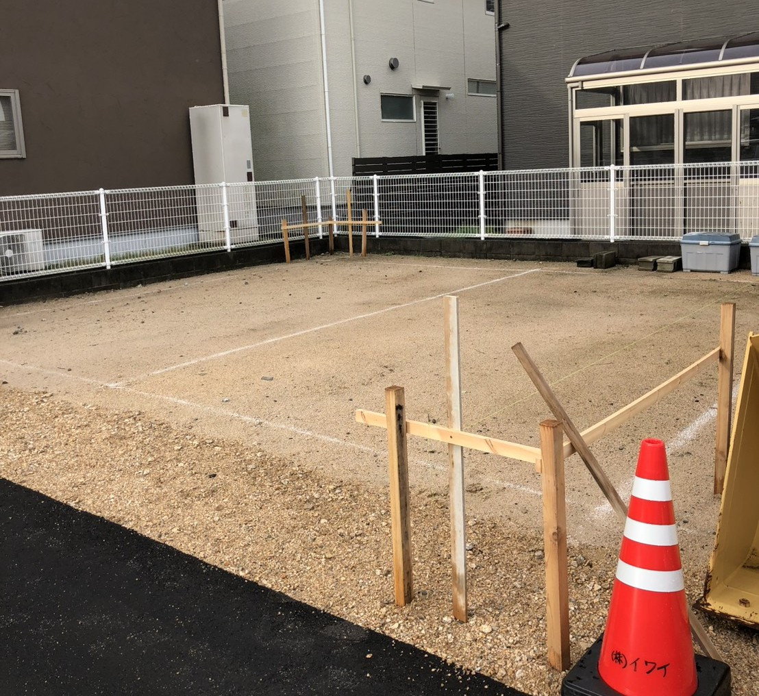 イワイの【敦賀市】シャッター付ガレージを新設｜大切な愛車を守るためのガレージ工事（確認申請もイワイで対応）の施工前の写真1