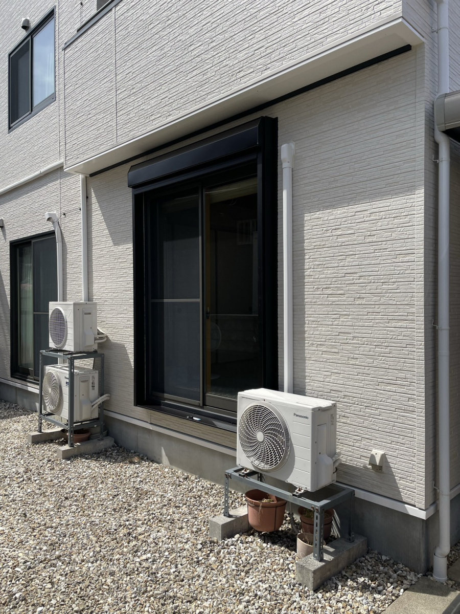 イワイの後付けシャッターで台風対策！防災・防犯・断熱にも効果がある1dayリフォームの施工後の写真1