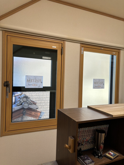 イワイの【2026年も補助金継続】冷気を感じる窓に内窓インプラス｜上げ下げ窓・FIX窓の断熱リフォーム事例施工事例写真1