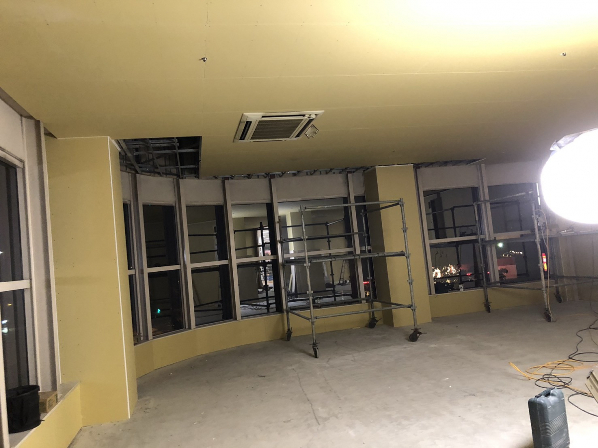 イワイの敦賀市のショッピングセンター内美容室の什器解体と原状回復工事｜夜間工事での対応事例の施工後の写真3