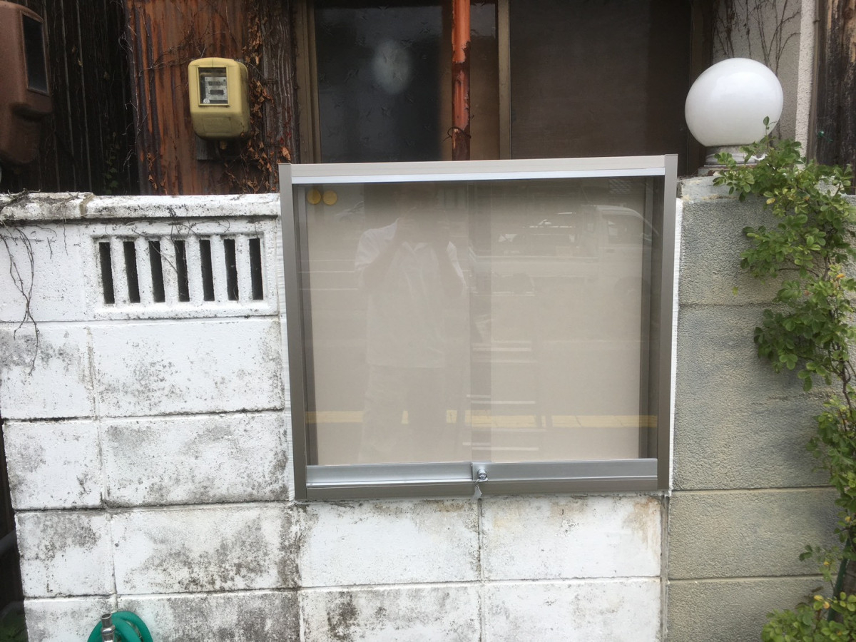 イワイのお寺の掲示板をアルミ製に交換｜腐食対策＋マグネット対応で使いやすさアップ（敦賀市）の施工後の写真1