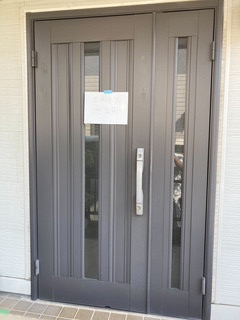 古川オール 江戸川の玄関ドア簡単リフォームの施工前の写真1