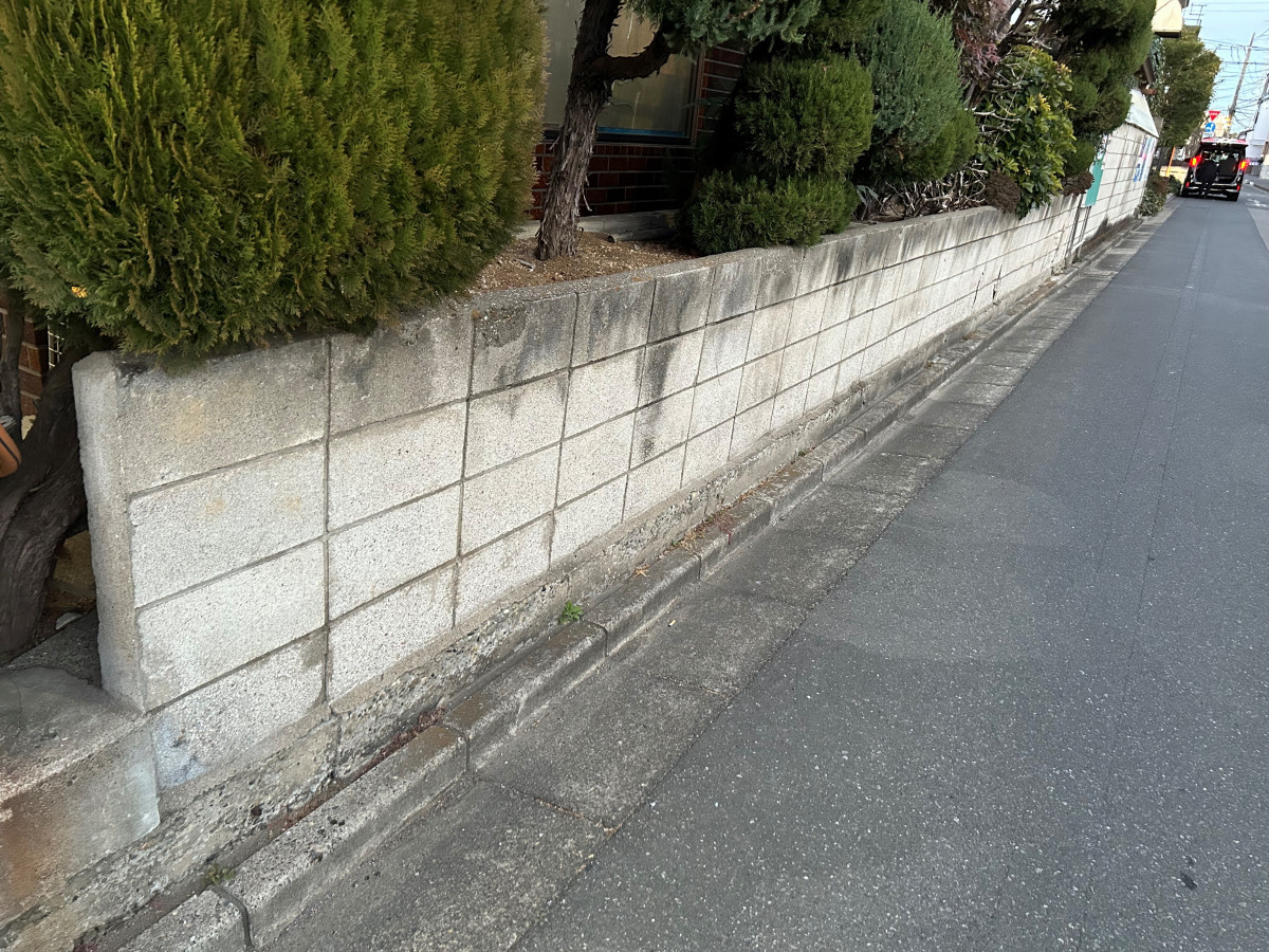 古川オール 江戸川の外構工事　フェンス設置の施工前の写真2