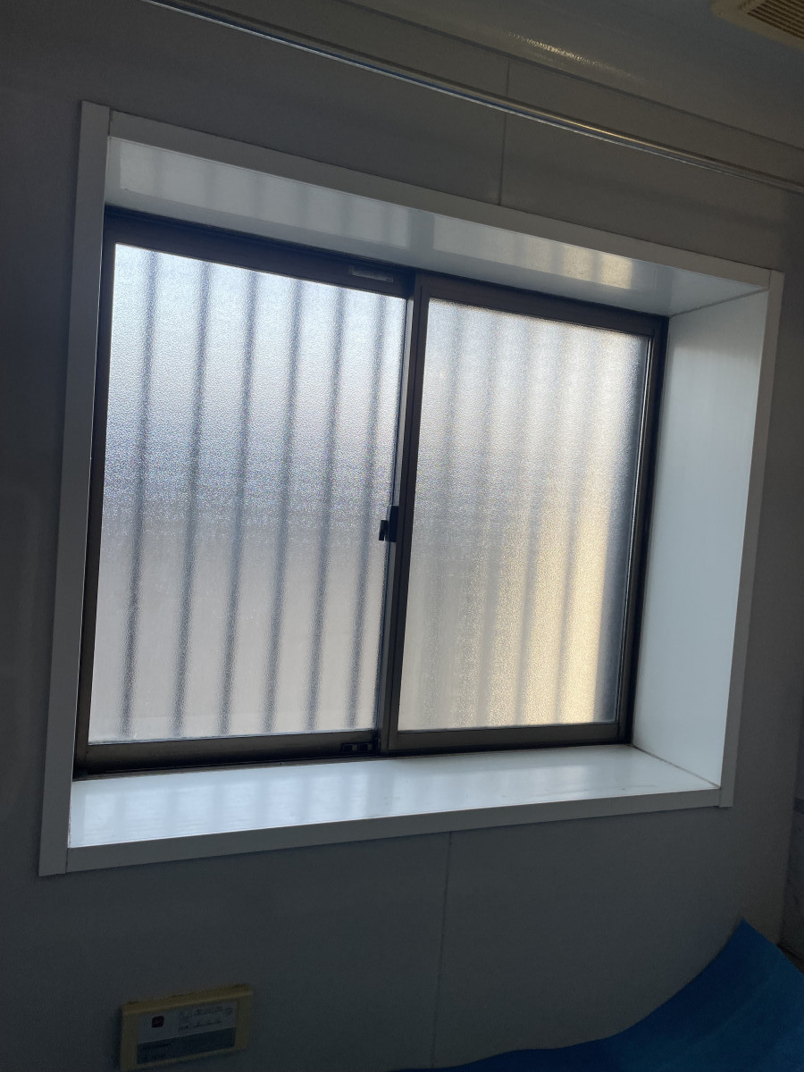 清高ガラスの「冬のヒヤッとを、ほっとする浴室へ。」の施工前の写真1