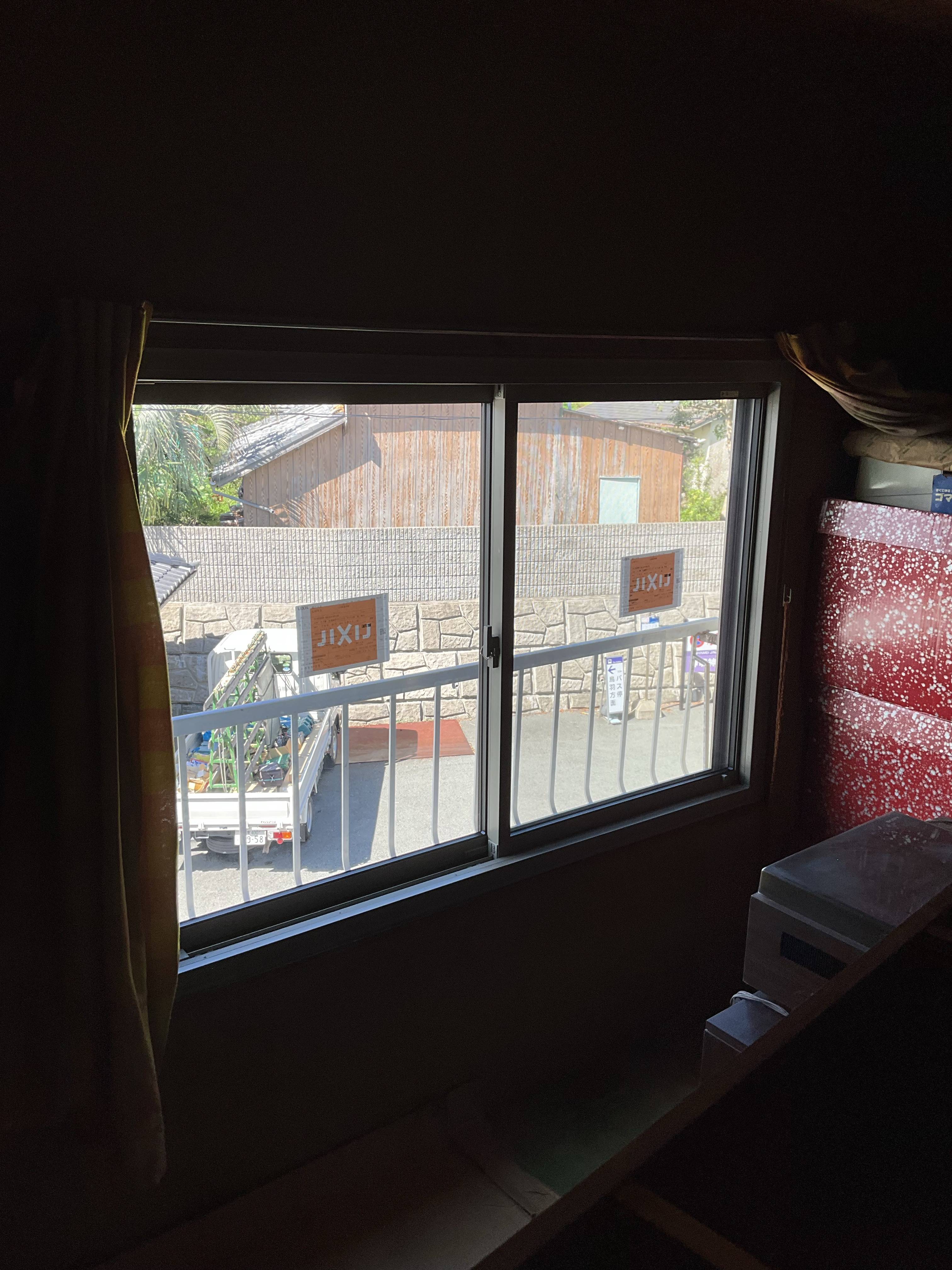 リプラス　窓のカバー工法　3日目　 伊勢日軽のブログ 写真1