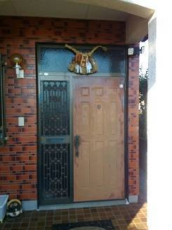 伊勢日軽の玄関ドア取替　リシェント　伊勢市の施工前の写真1