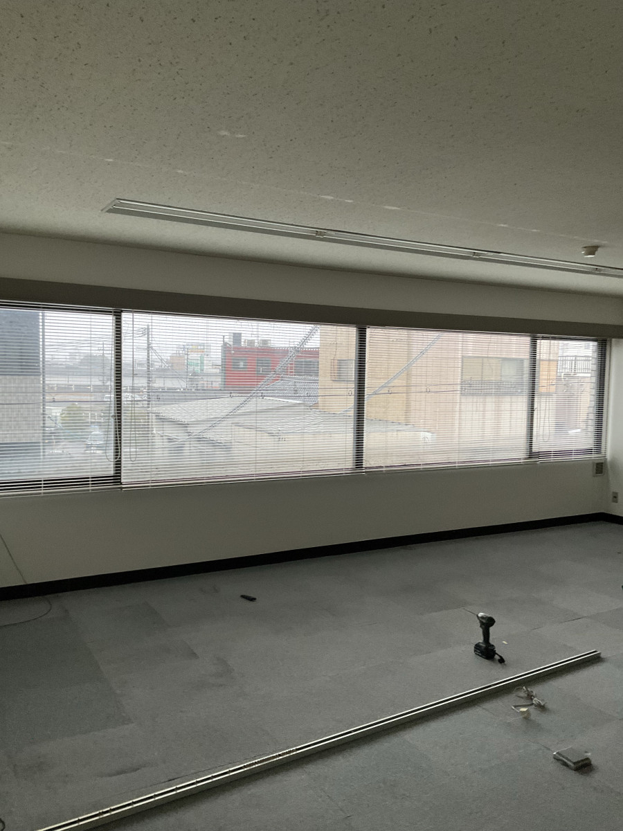 伊勢日軽のブラインド取付工事☆の施工後の写真1