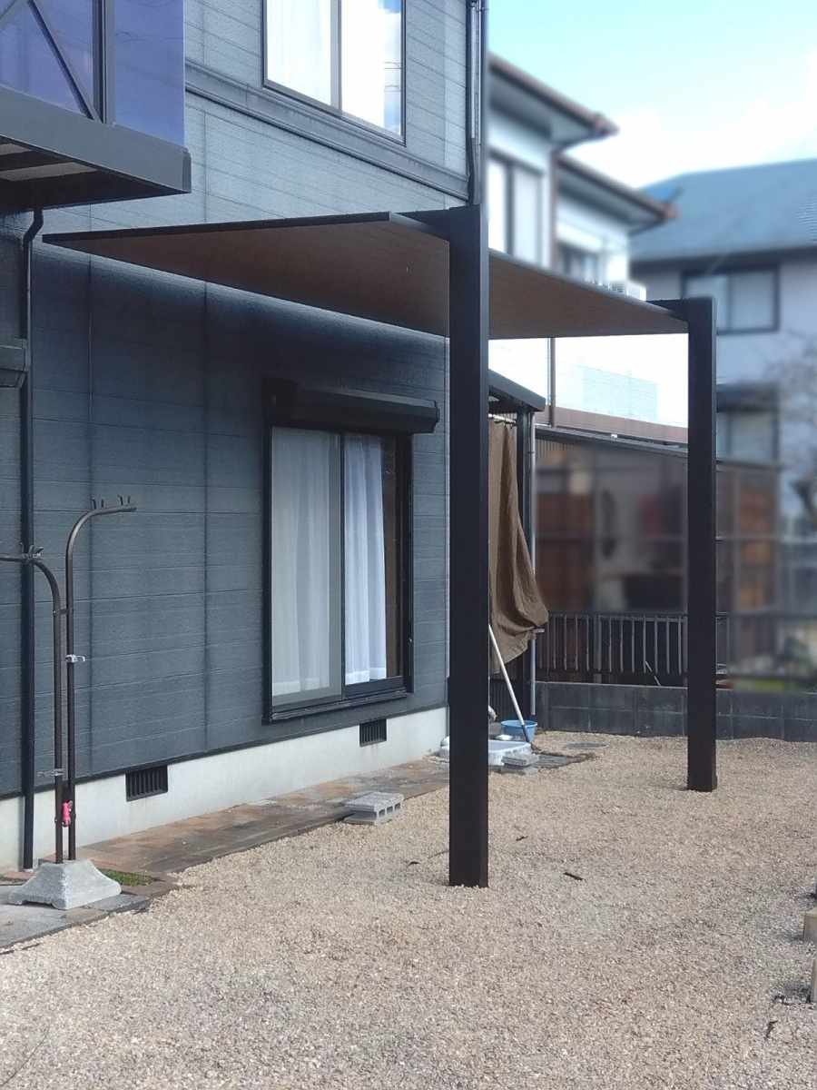 山口西京トーヨー住器 岩国営業所の建物に負担をかけない！？美しく納まるテラスSC＜独立タイプ＞のある暮らしの施工後の写真2