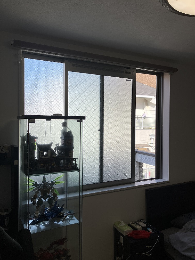 旭トーヨー住器の「冬の寒さを大幅改善」断熱性能を高める内窓リフォームの施工前の写真1