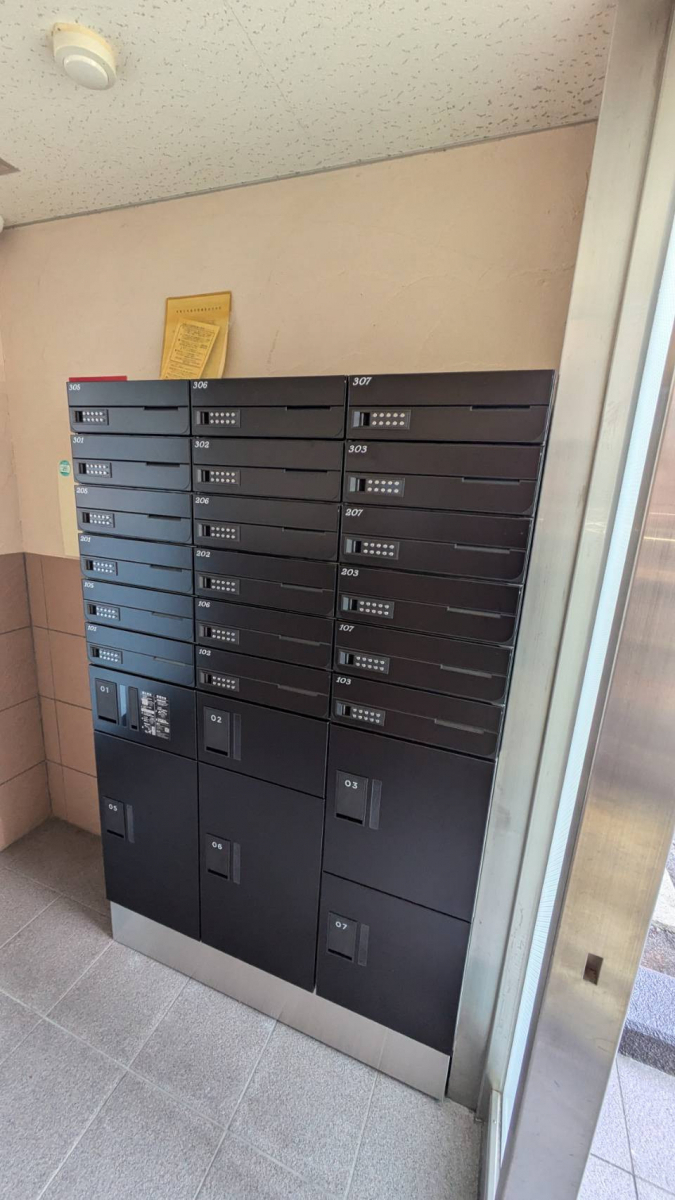 キムラの【滋賀県】ポスト･宅配ボックス取付工事の施工後の写真2