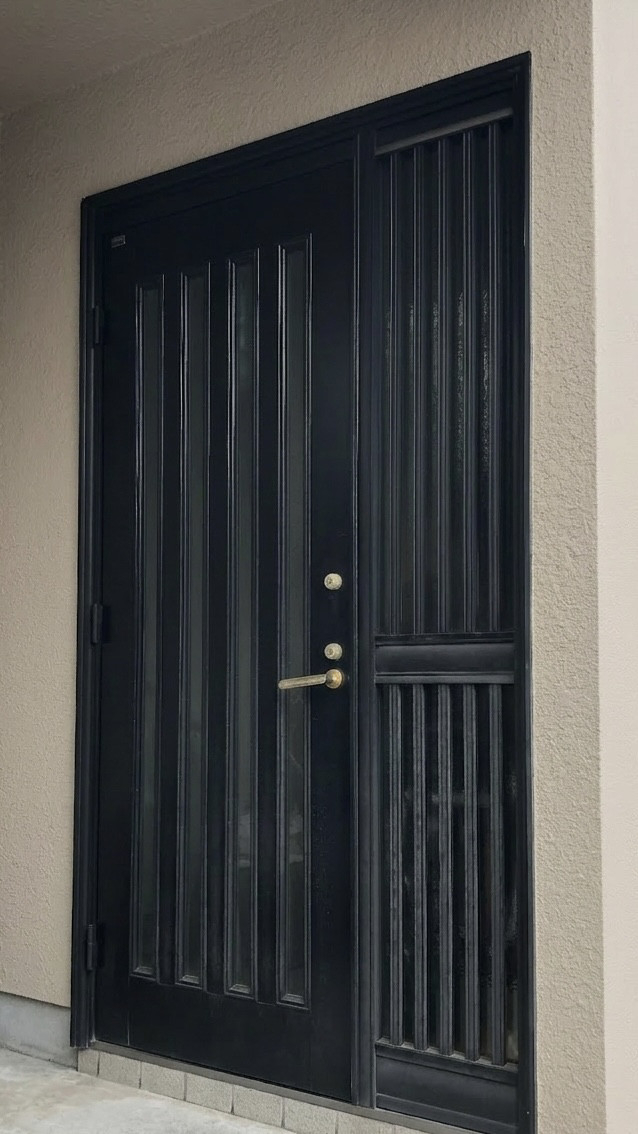 大栄の【まるで新築】リシェント玄関ドア工事【工事は一日】　川越市の施工前の写真1