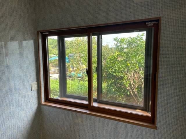 中央アルミ住器の内窓の取付　（鈴鹿市）の施工後の写真1