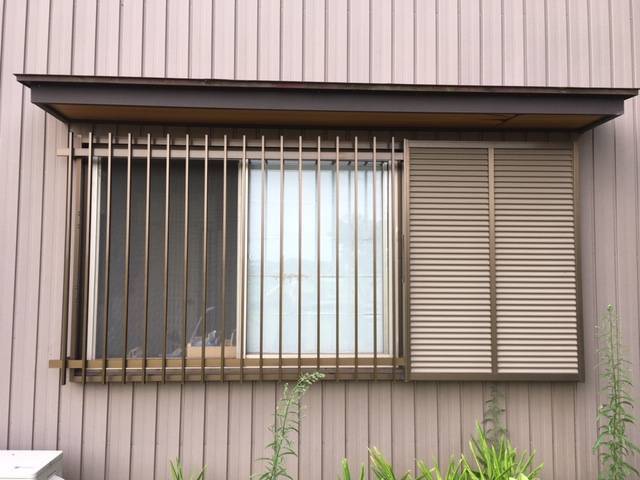 中央アルミ住器の窓に防犯対策として面格子が欲しいの施工後の写真1