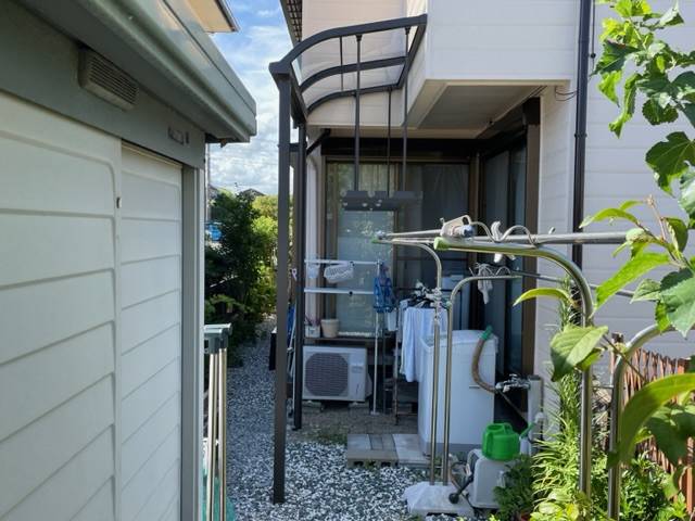 中央アルミ住器のアルミテラスの新設工事の施工後の写真1