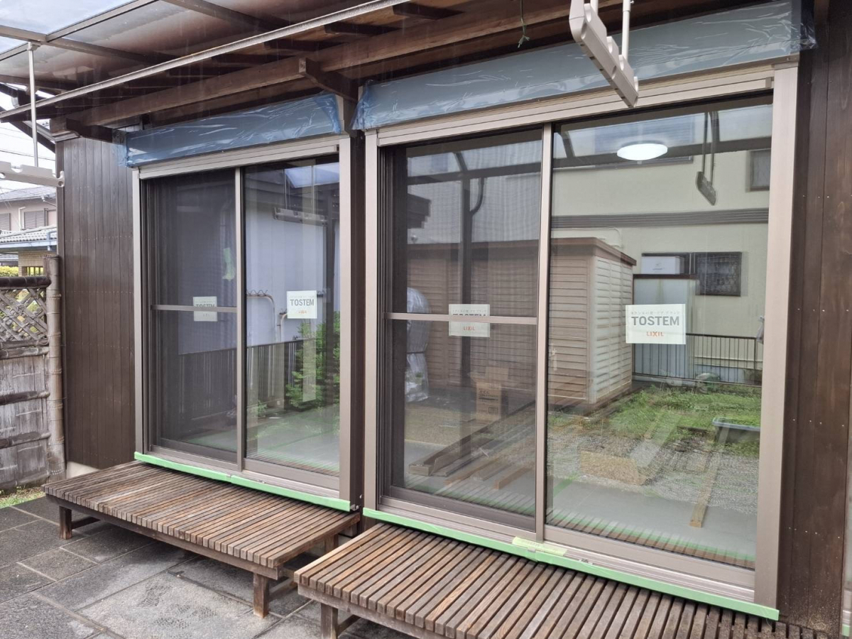 中央アルミ住器の外窓交換と採風電動シャッターの設置(四日市市)の施工後の写真1