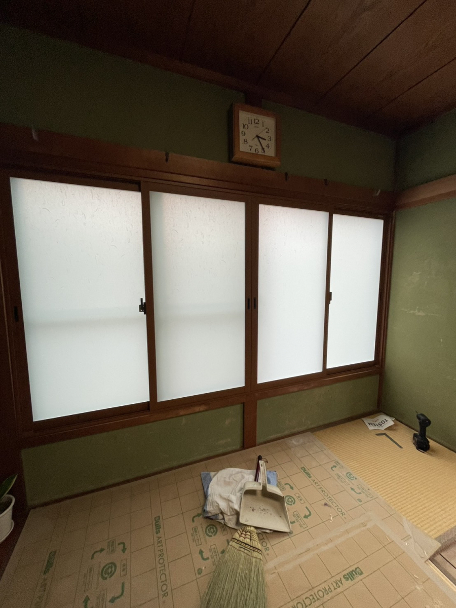 中央アルミ住器の【四日市市】補助金を活用してお得に断熱！和紙調Low-Eガラスのインプラスで和室を快適にリフォームの施工後の写真2