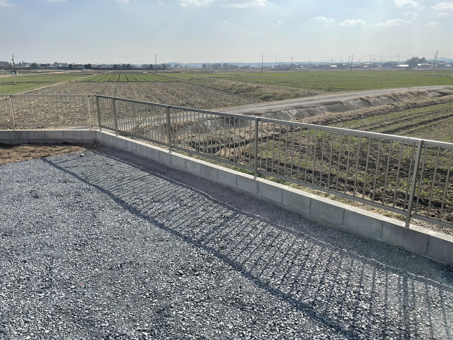 中央アルミ住器の【三重郡菰野町】LIXIL「ハイサモア」フェンス工事の施工後の写真1