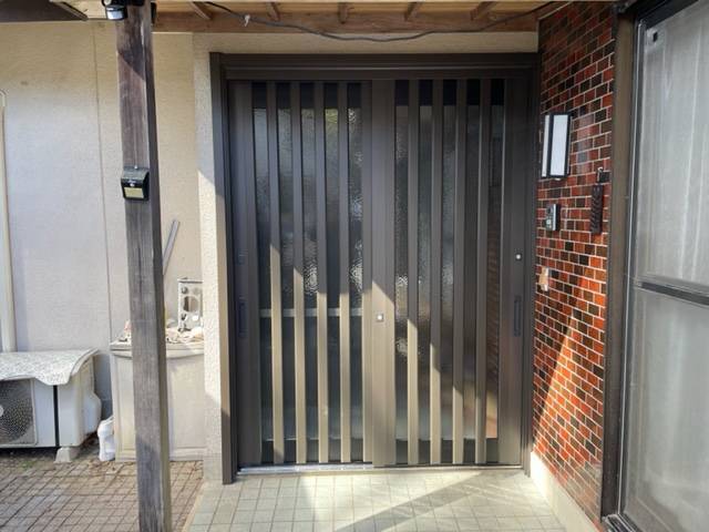 中央アルミ住器の玄関引戸の取替　（三重県東員町）の施工後の写真1