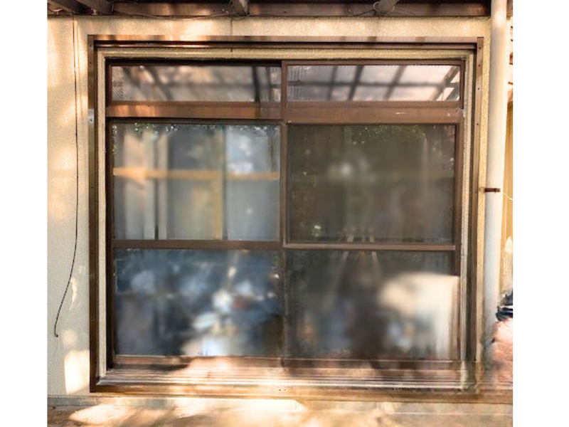 イガラシの【守谷市】窓の防犯・強盗対策に！後付け「リフォームシャッター」で家を守るの施工前の写真1