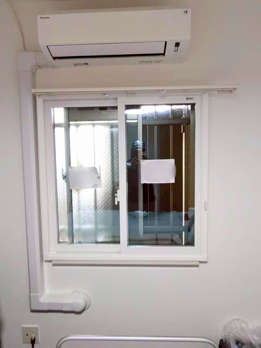 さぬきトーヨー住器の【高松市】マンションにLIXIL の内窓インプラス（プレシャスホワイトP）引き違いを全窓施工の施工後の写真1