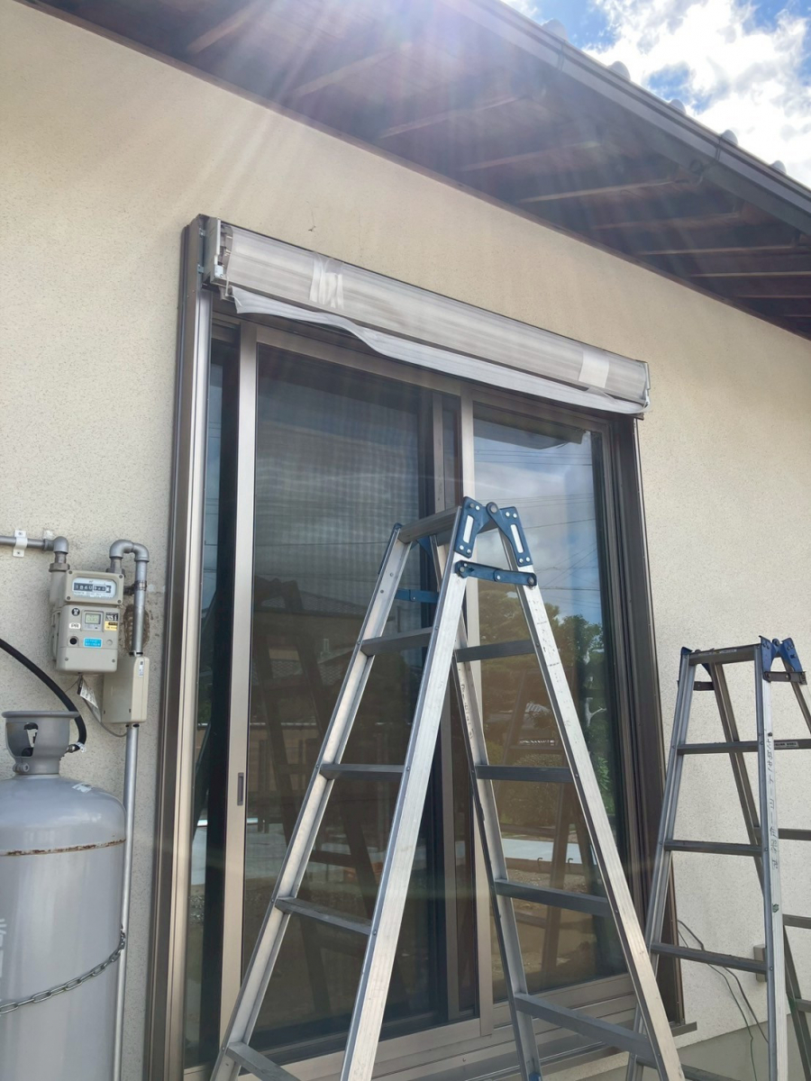 さぬきトーヨー住器の【高松市】LIXIL電動採風シャッターで台風対策と快適さを両立の施工前の写真3