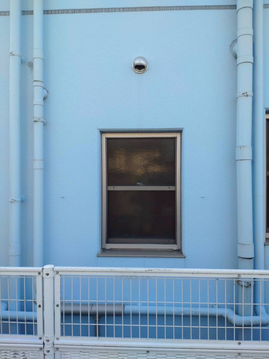 さぬきトーヨー住器の【善通寺市 病院施設】応接室の遮音・断熱性を強化！LIXILリプラスで快適な接客空間への施工前の写真1