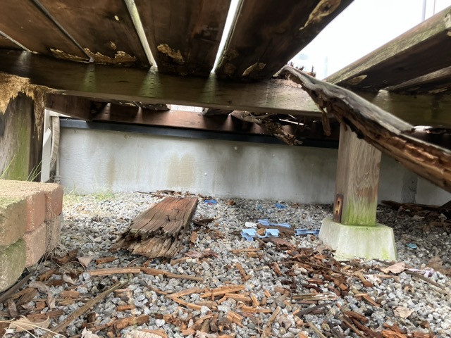 丸亀トーヨー   リノベ   パートナーズの【ウッドデッキ工事】色褪せしないデッキに😄の施工前の写真2