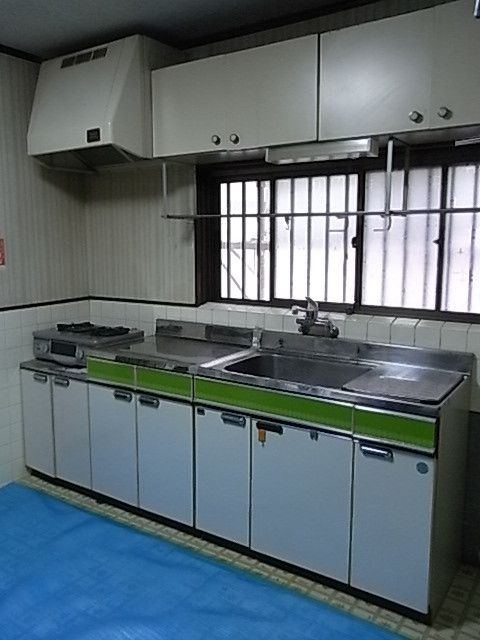 丸亀トーヨー   リノベ   パートナーズの【キッチン工事】セクショナルキッチン😄の施工前の写真1