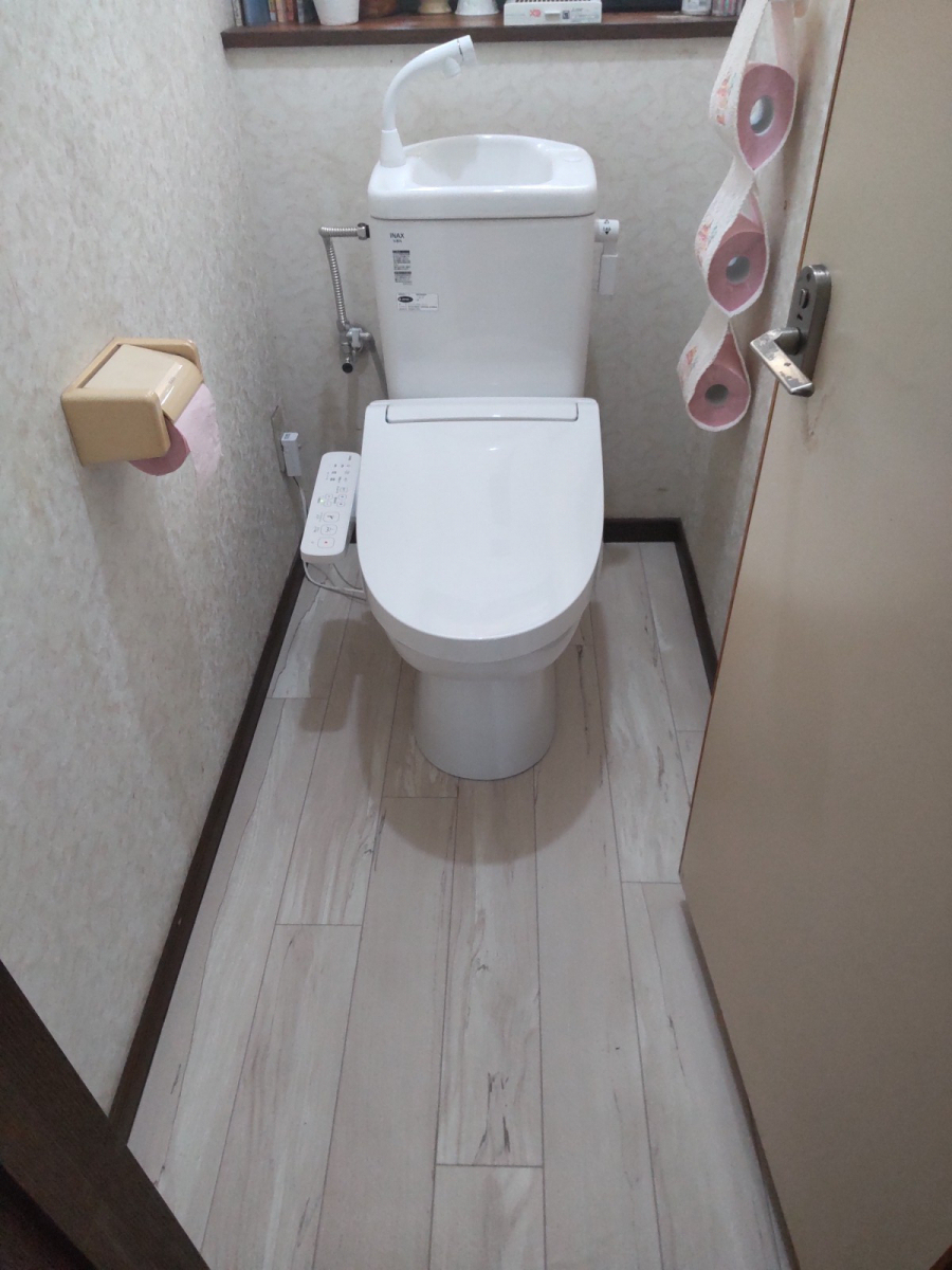 丸亀トーヨー   リノベ   パートナーズの【善通寺市 金蔵寺町 トイレ工事】１Dayリフォーム😄の施工後の写真2