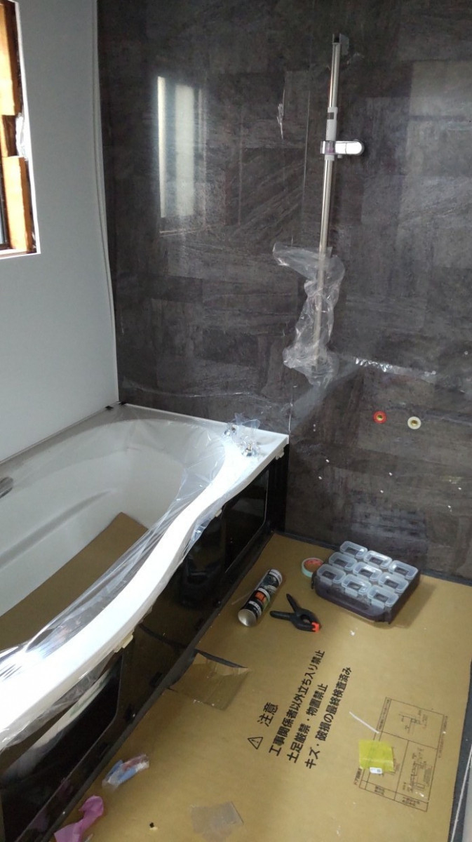 丸亀トーヨー   リノベ   パートナーズの【丸亀市 飯野町】 浴室工事　ユニットバス LIXILリデア　最新型バスルーム工事😄の施工後の写真2