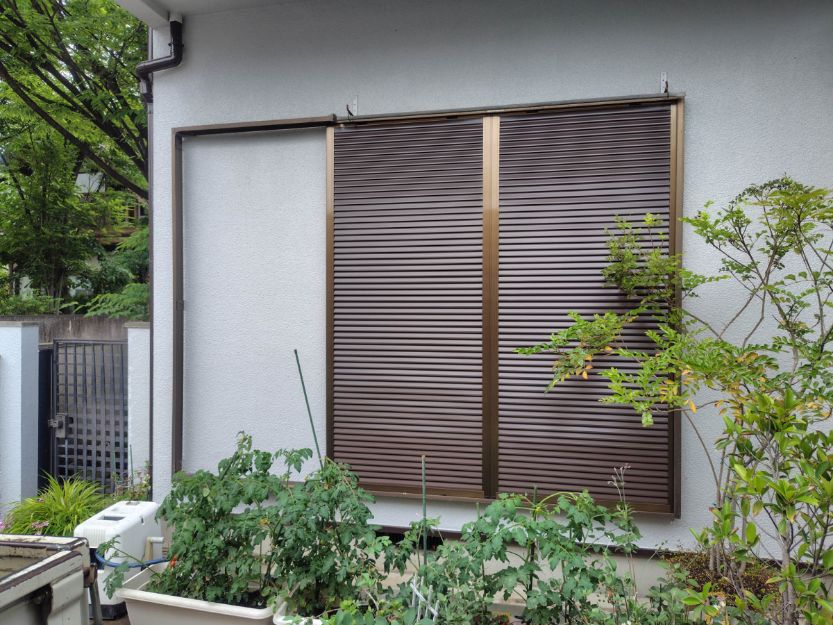 シンデンの雨戸の戸板取替えの施工後の写真1