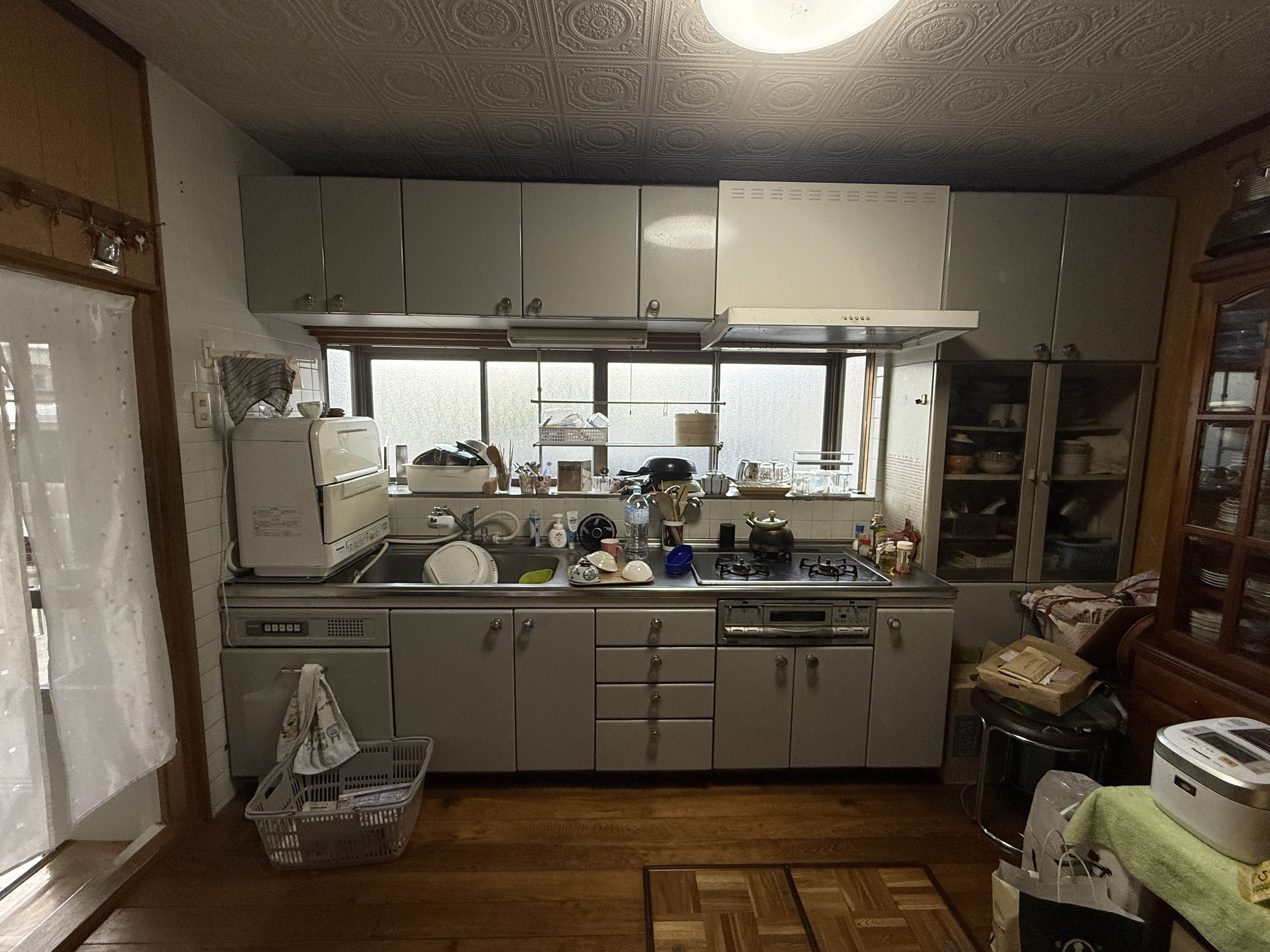 シンデンの〈高松市〉一宮町　使いやすさ抜群　キッチン取替工事の施工前の写真3