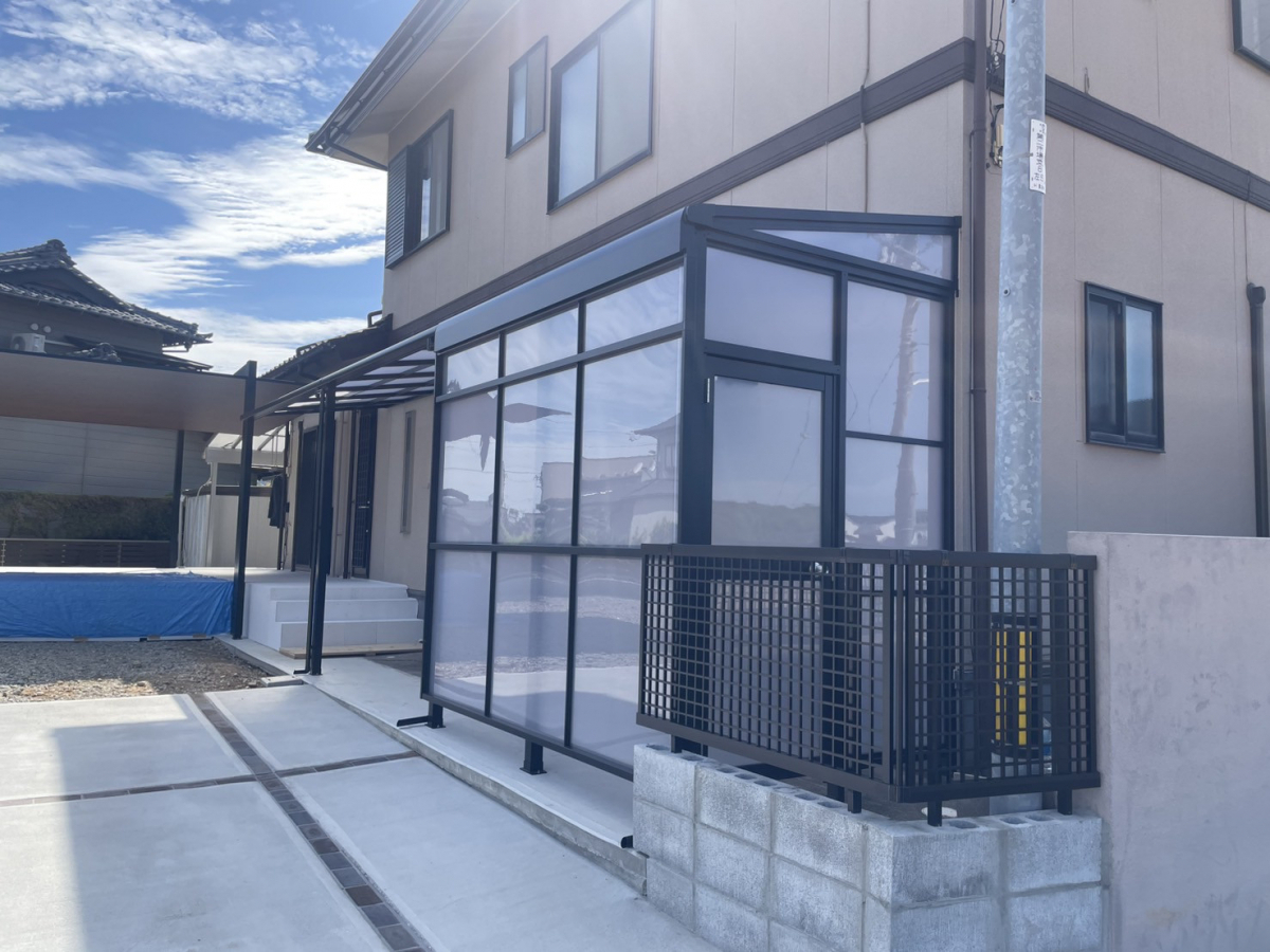 カンセイ蒲郡の雨の日も安心！LIXILスピーネストックヤードで快適な洗濯スペースにの施工後の写真1