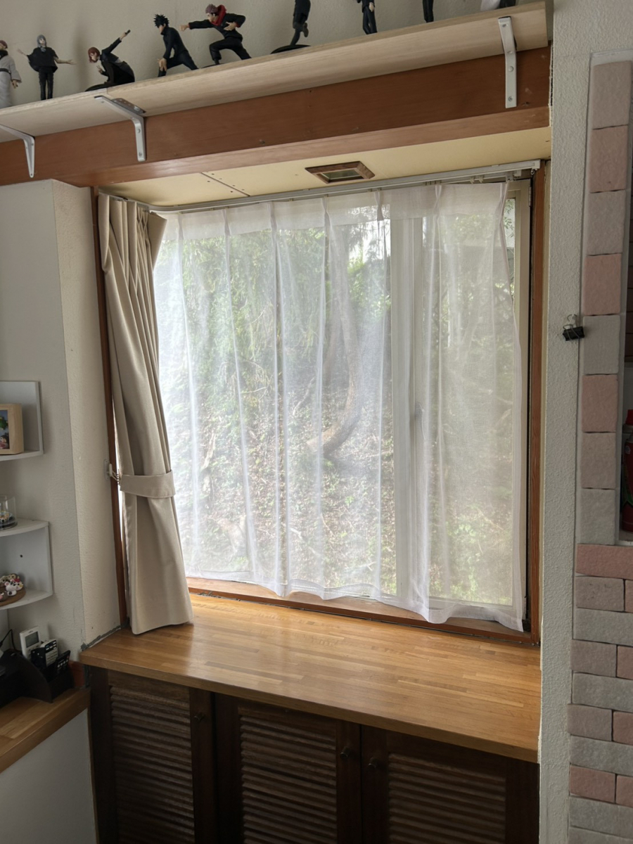 カンセイ蒲郡の冬の寒さ対策に｜蒲郡市K様邸 インプラス内窓リフォームの施工前の写真1