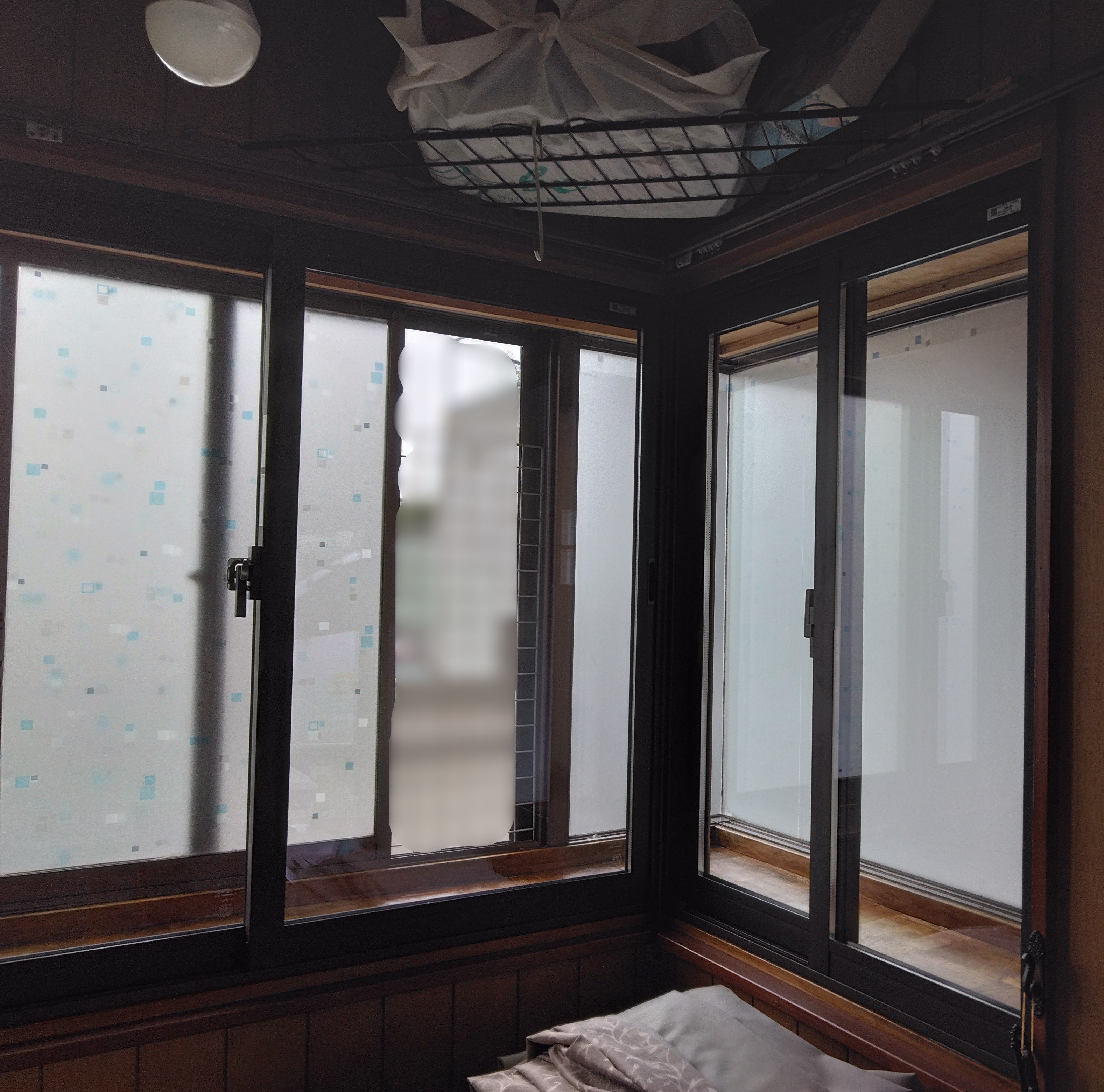 青梅トーヨー住器 青梅店の【東京都　青梅市】連なっている窓も内窓を取り付ける事ができます！！の施工事例詳細写真1