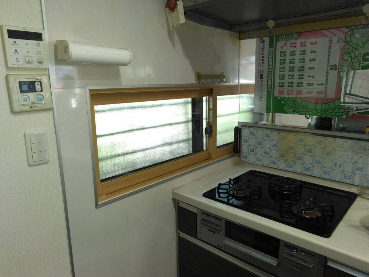 青梅トーヨー住器 青梅店のK様邸 窓リフォーム工事【インプラス】【青梅市】の施工後の写真2