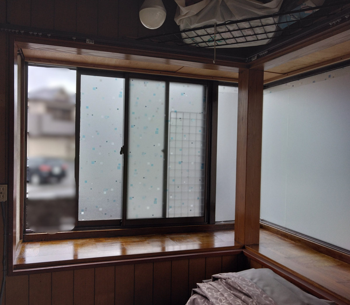 青梅トーヨー住器 青梅店の【東京都 青梅市】連なっている窓も内窓を取り付ける事ができます!!の施工前の写真1