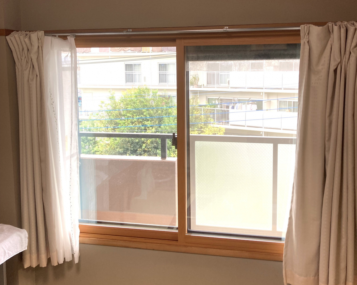 青梅トーヨー住器 青梅店の【東京都　福生市】日差しと紫外線をブロック！最先端窓ガラスを紹介！の施工後の写真1