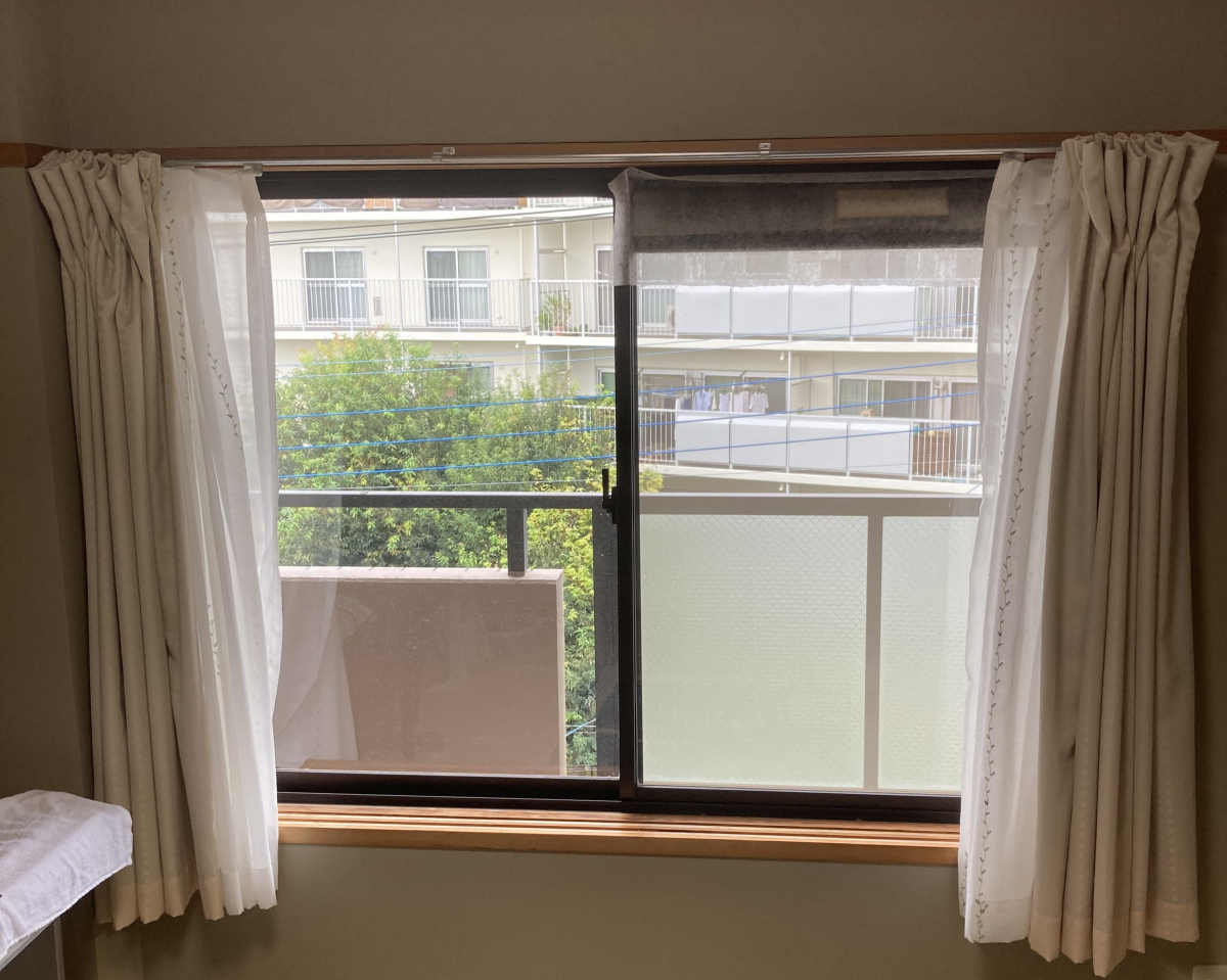 青梅トーヨー住器 青梅店の【東京都　福生市】日差しと紫外線をブロック！最先端窓ガラスを紹介！の施工前の写真1