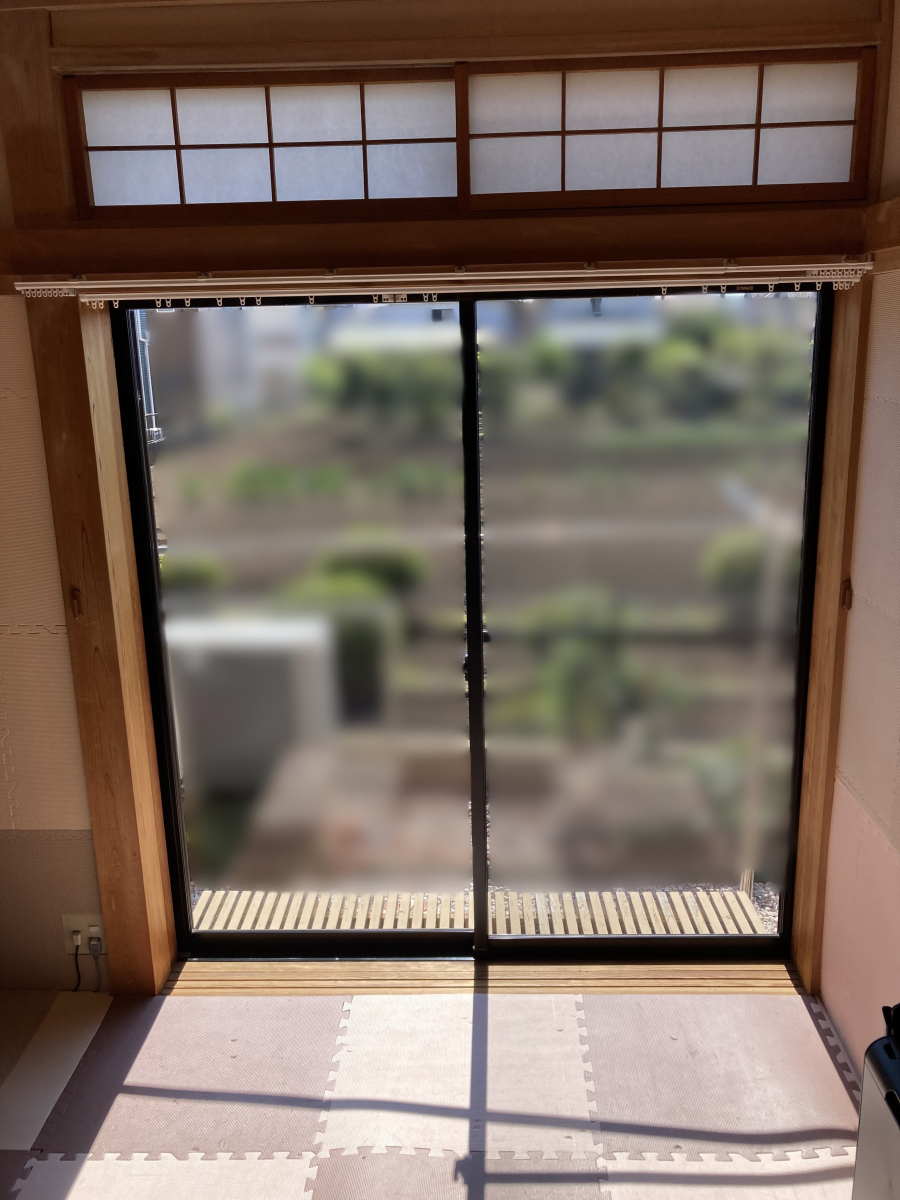 青梅トーヨー住器 青梅店の【東京都　立川市】冬の窓辺の厄介者「結露」とは内窓インプラスで、さようなら👋の施工前の写真1