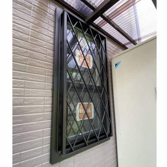 窓工房テラムラのお風呂の窓の断熱性と防犯性を高めたい施工事例写真1