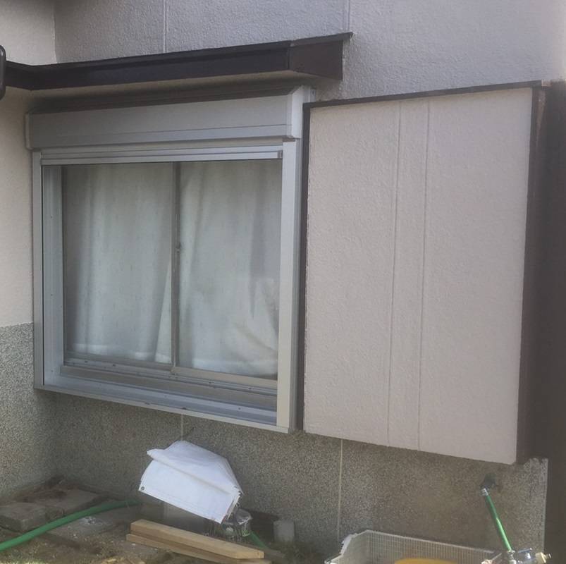窓工房テラムラの古い雨戸から新しいシャッターに変更したいの施工後の写真1