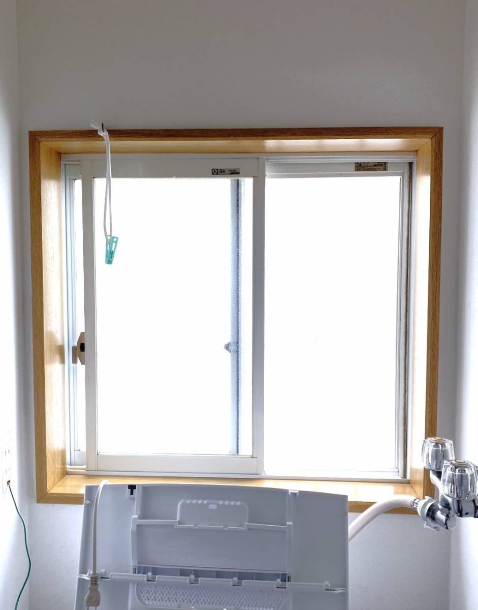 窓工房テラムラの洗面室の窓に断熱・防音対策をしたいの施工前の写真1