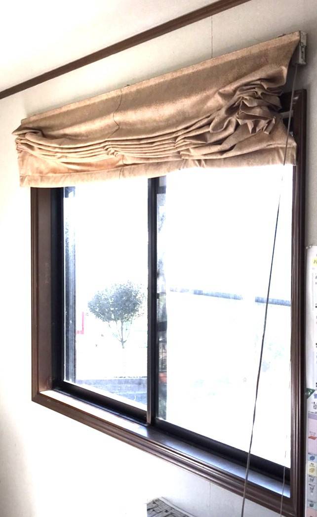 窓工房テラムラの暑さが気になるリビングの窓に断熱対策をしたいの施工前の写真1